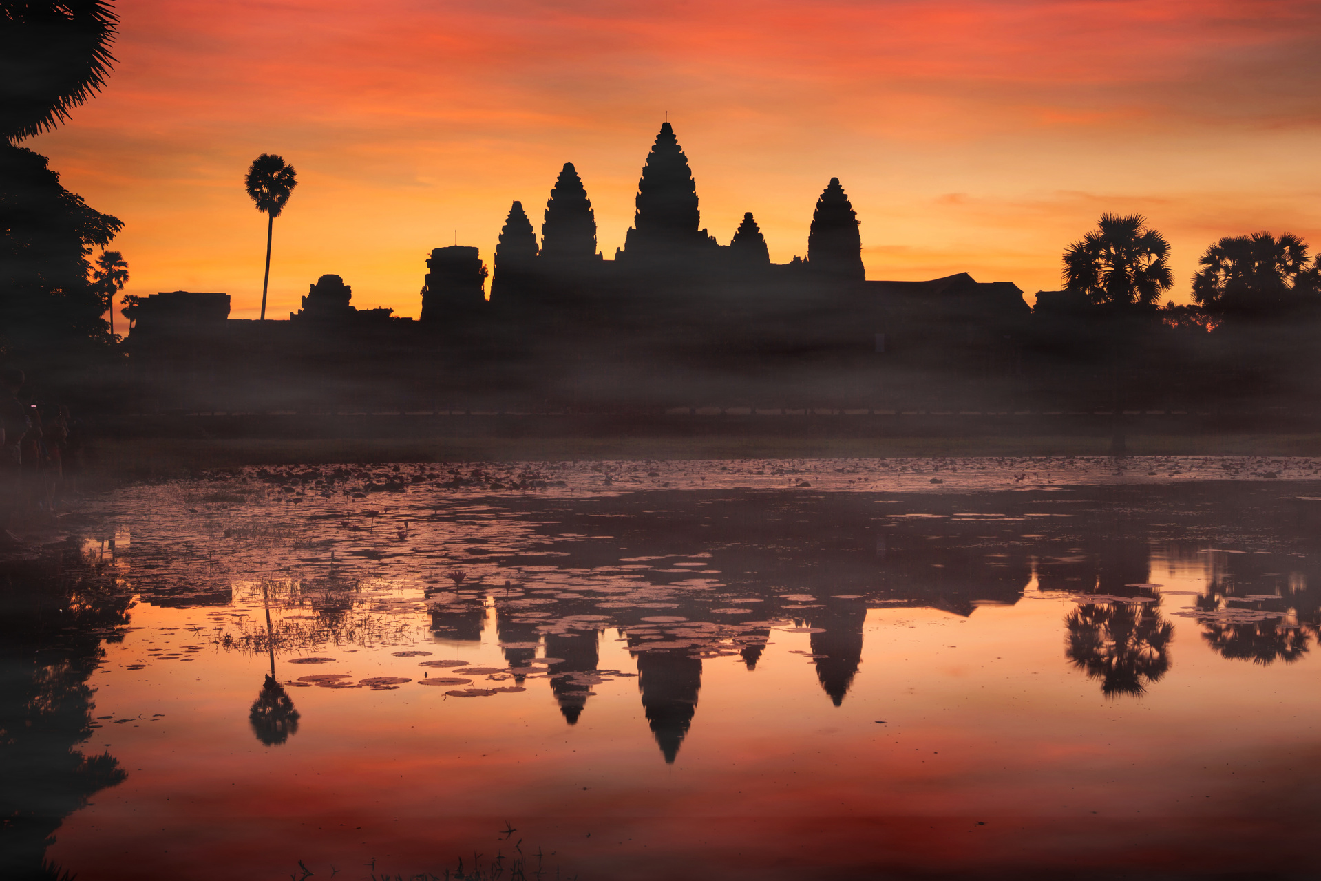 ankor wat reflet sunset