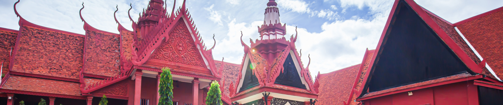 temple musee rouge phnom penh