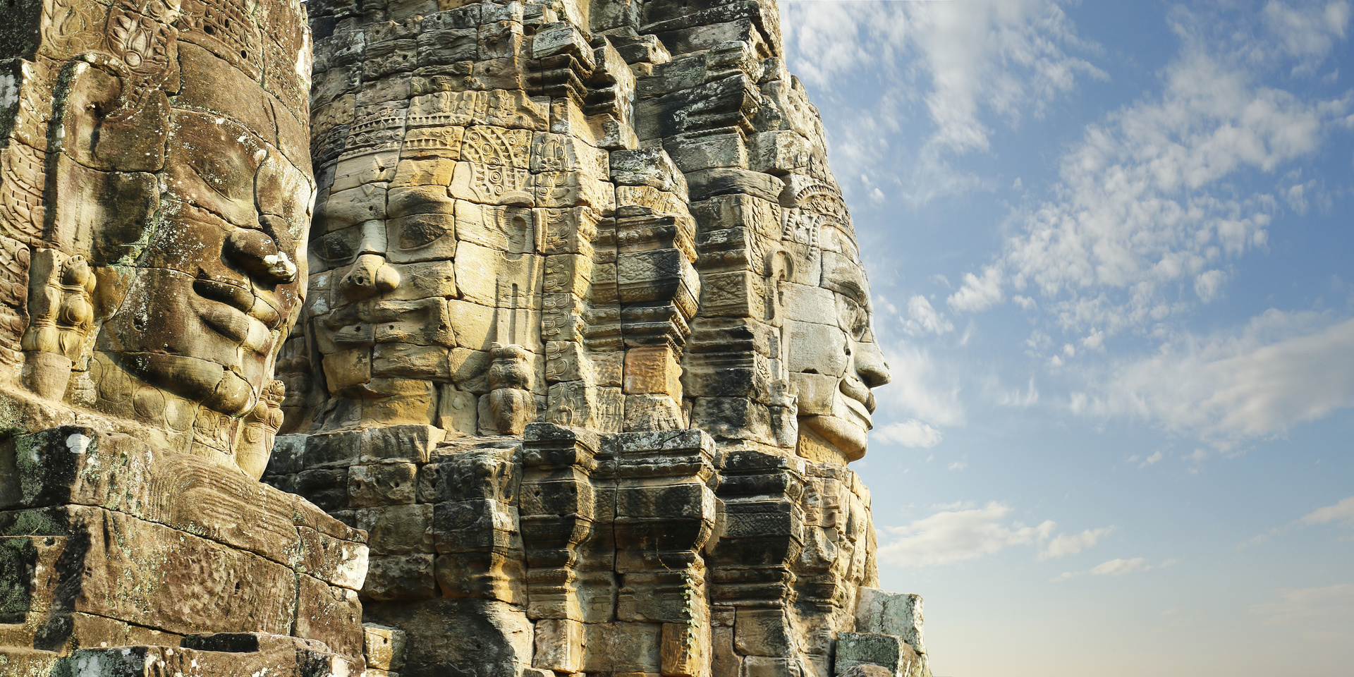 angkor visages cambodge