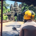 tuk tuk chauffeur angkor